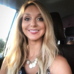 Meet your Posher, Candice